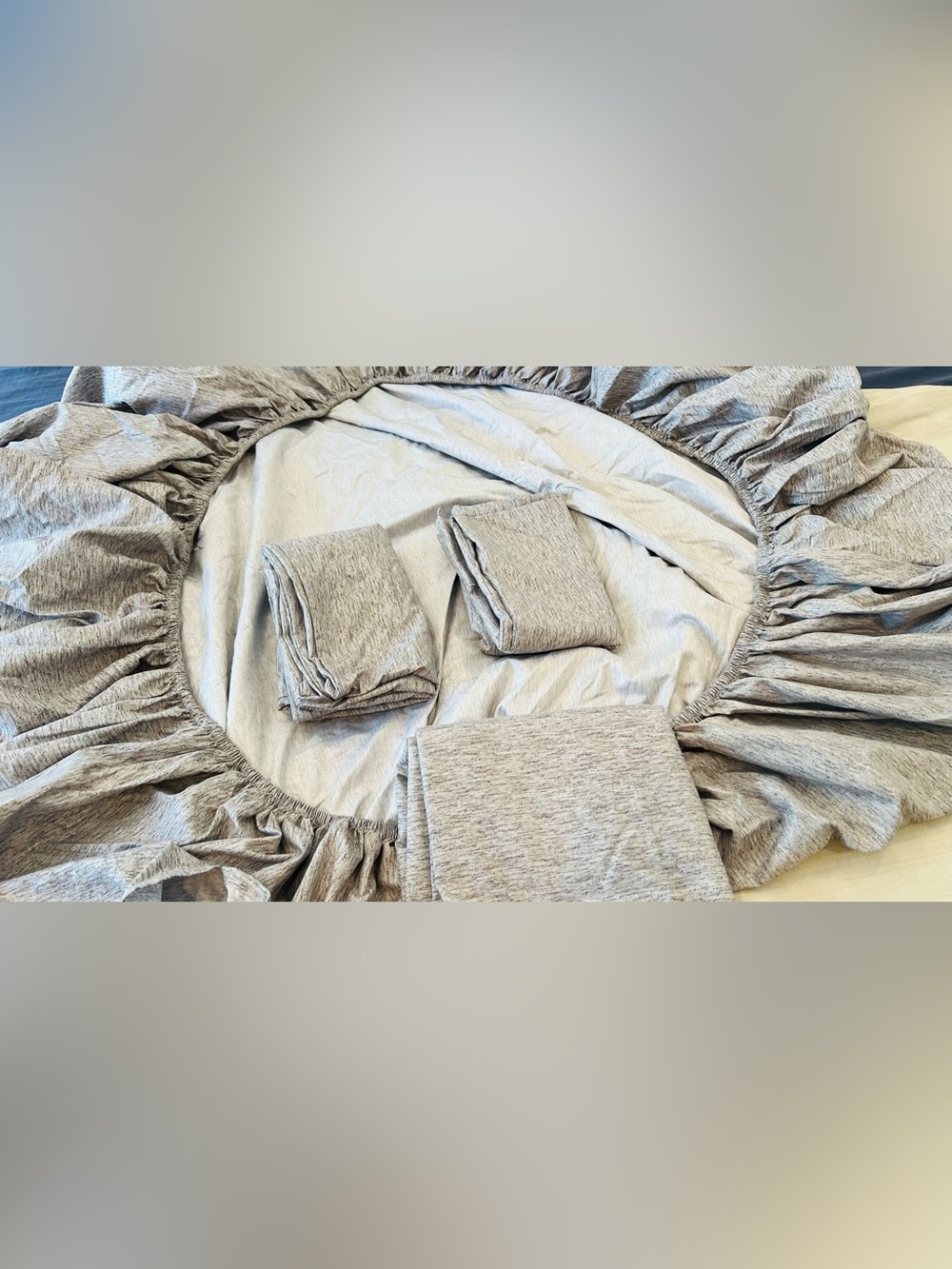 Soft Heather 4 pieces Gray twin /XL twine Sheet Set -